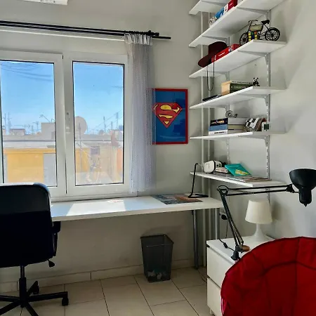 Center/navarinou Modern Apt. With Queen Bed